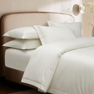 EG03304 Pure White